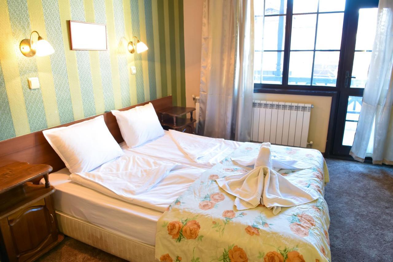 Hotel St. George Pobedonosets バンスコ エクステリア 写真