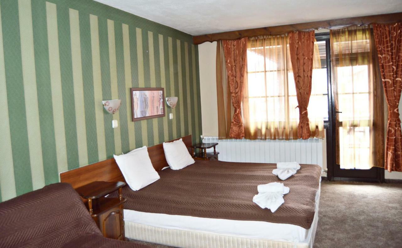 Hotel St. George Pobedonosets バンスコ エクステリア 写真