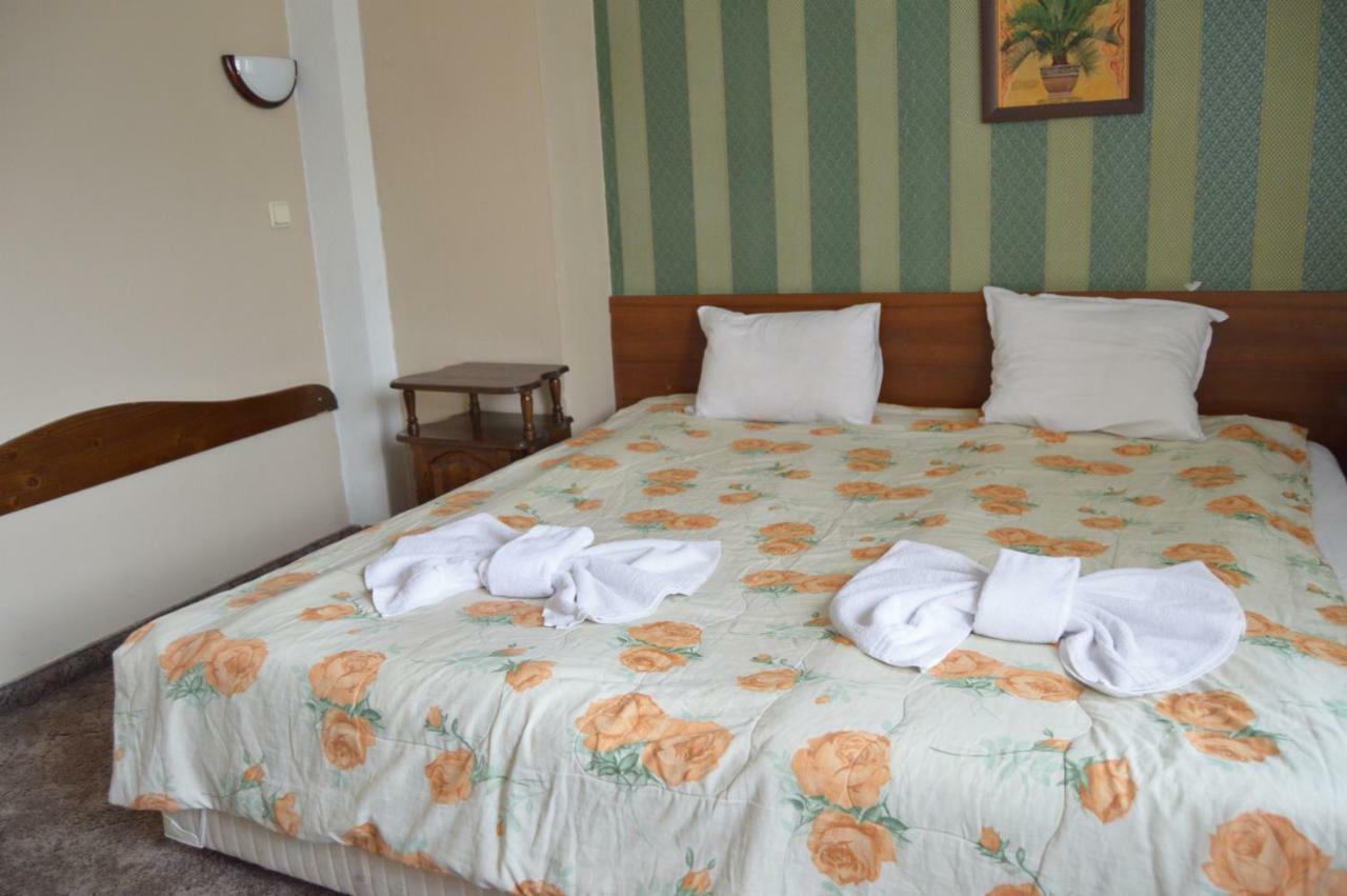 Hotel St. George Pobedonosets バンスコ エクステリア 写真