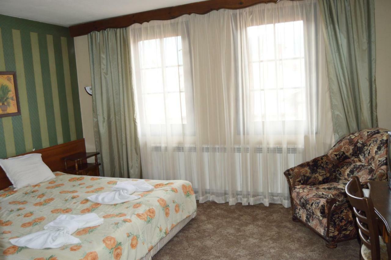 Hotel St. George Pobedonosets バンスコ エクステリア 写真